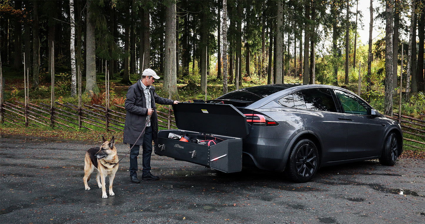 Compared to roof boxes, are back boxes safe? - IXTAbox